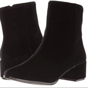 NIB Chinese Laundry Velvet Ankle Bootie - 7.5
